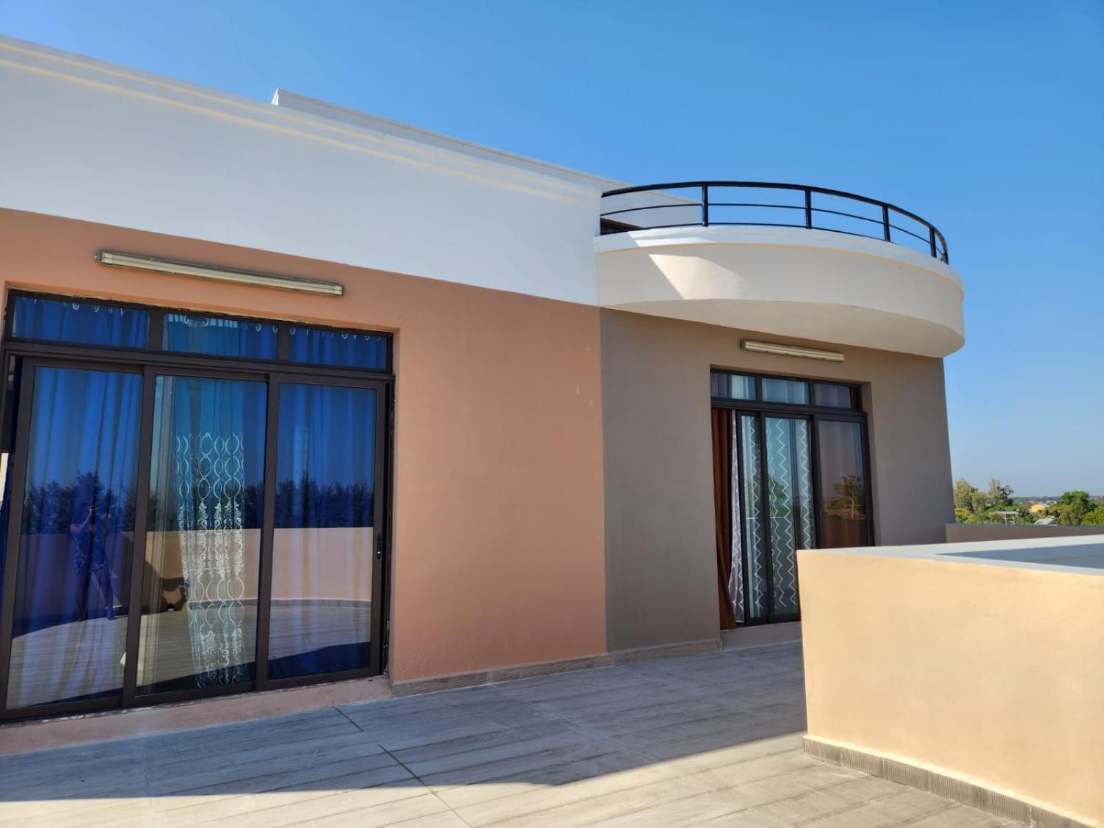 Ocean Heaven Hotel Mahajanga Exterior foto